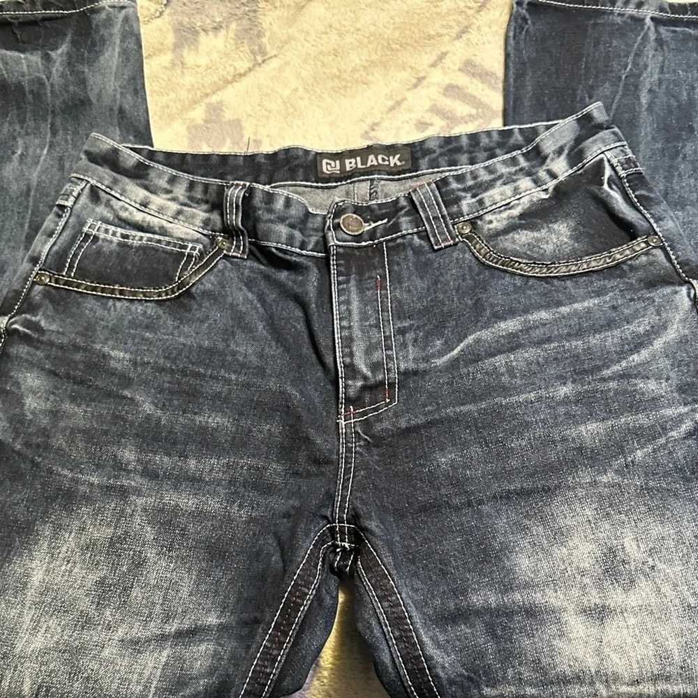 Buckle Men's Blue Straight Jeans with Distressed Pocket 32waist by 30 length